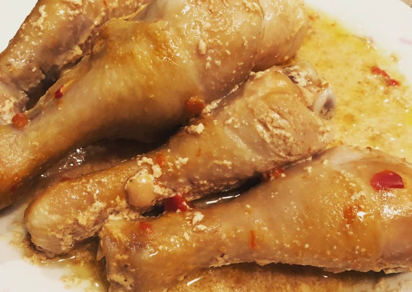 Куриные ножки в сметане в мультиварке