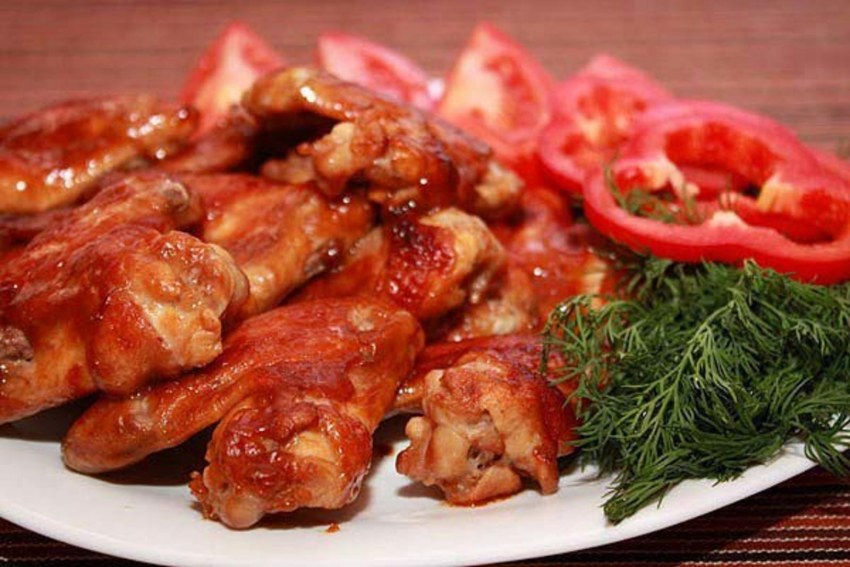 Куриные крылышки (в пряной глазури, BBQ, Чили-манго, )