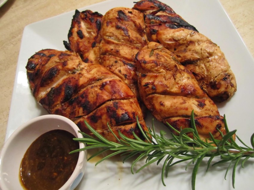 Куриные грудки на мангале
