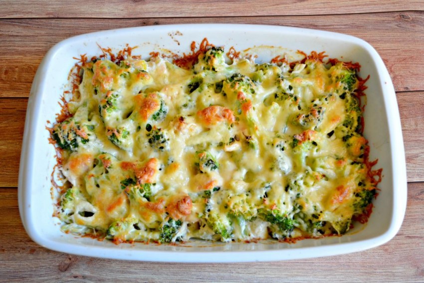 Запеканка из брокколи и курицы в духовке