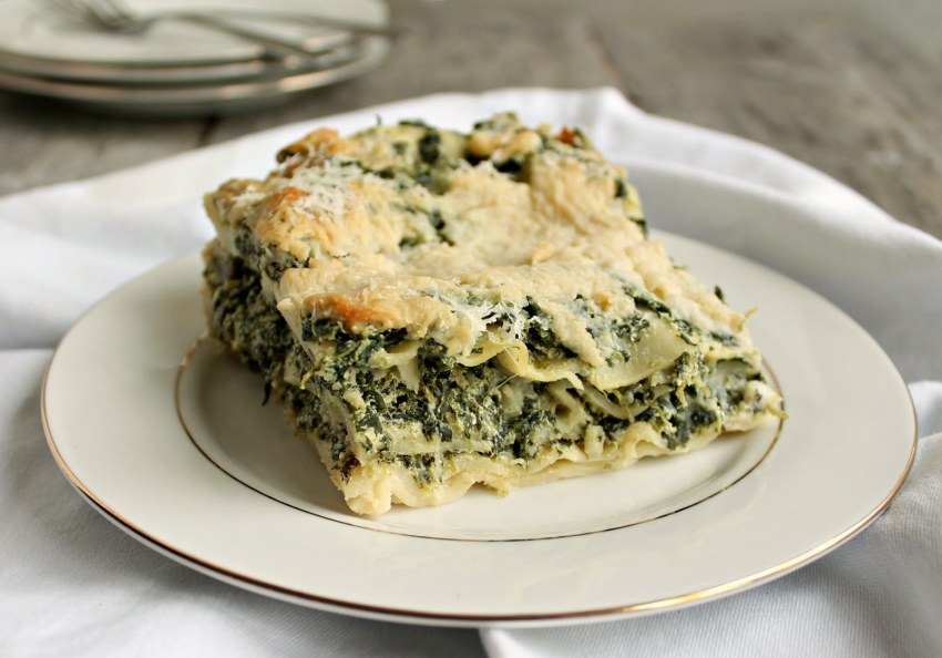 Бешамель с грибами и курицей