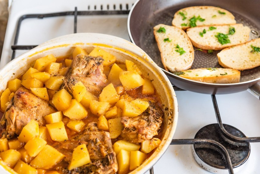 Тушёная картошка с мясом