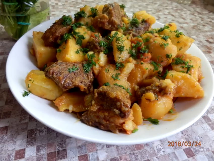 Картофель с мясом
