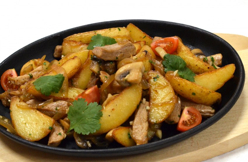 Мясная Жареха с грибами