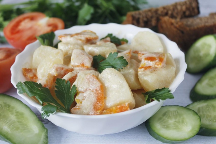 Картошка с лисичками в духовке