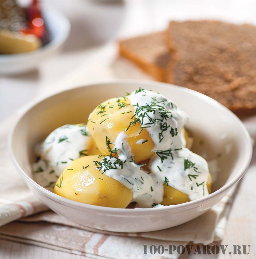 Картошка с курицей в сметанном соусе