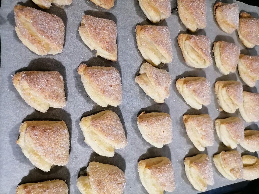 Творожное печенье с яблоками