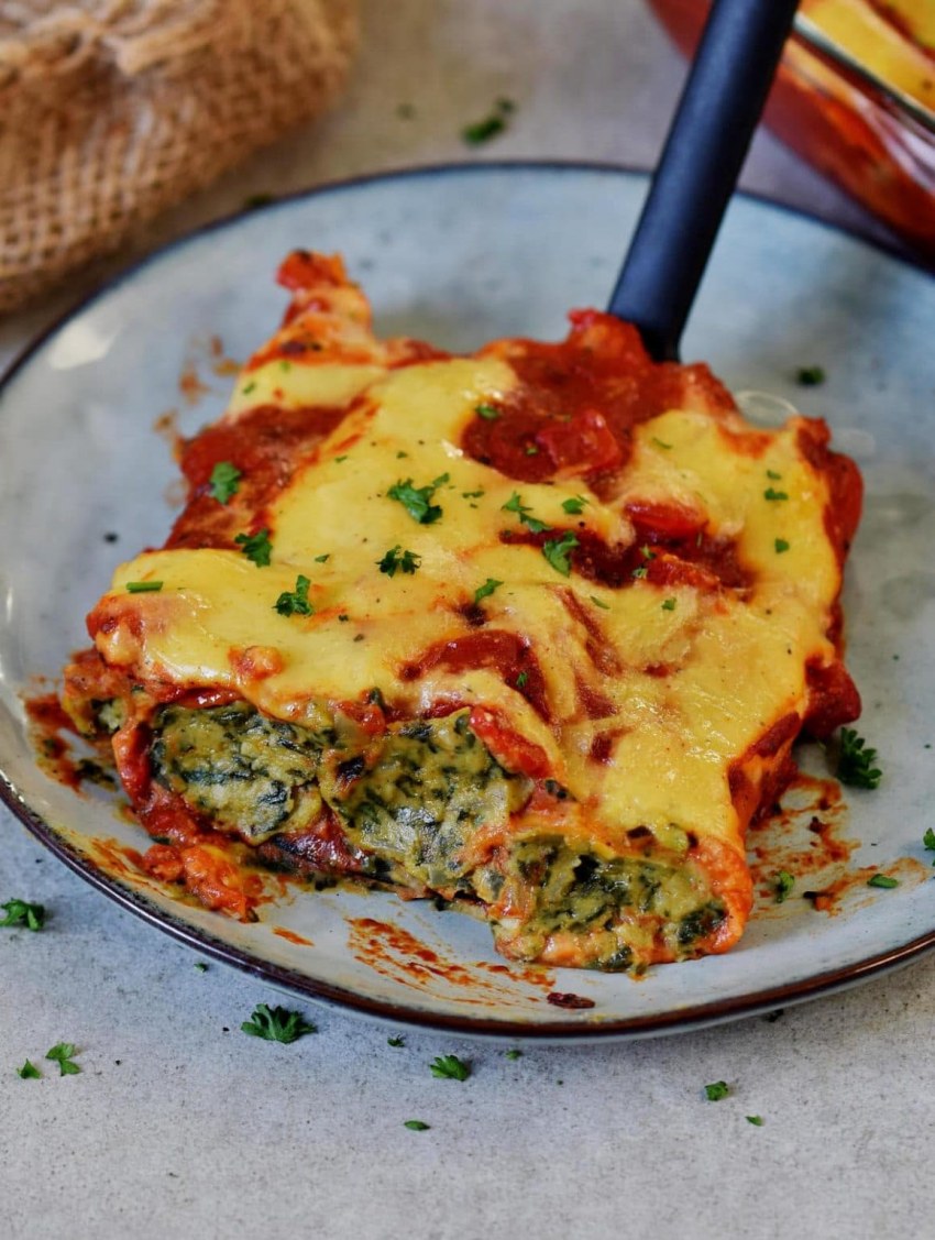Каннеллони / Маникотти
