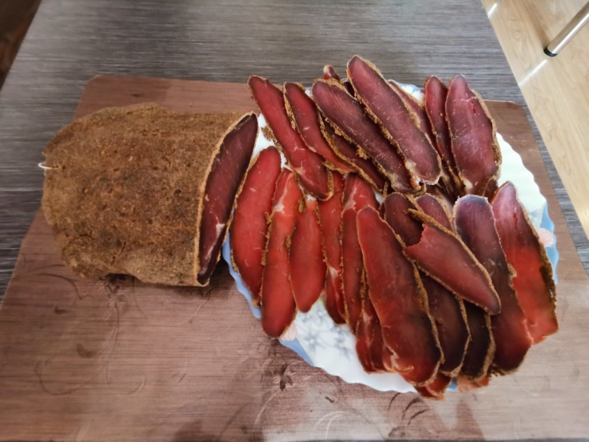 Вяленая куриная грудка магнит