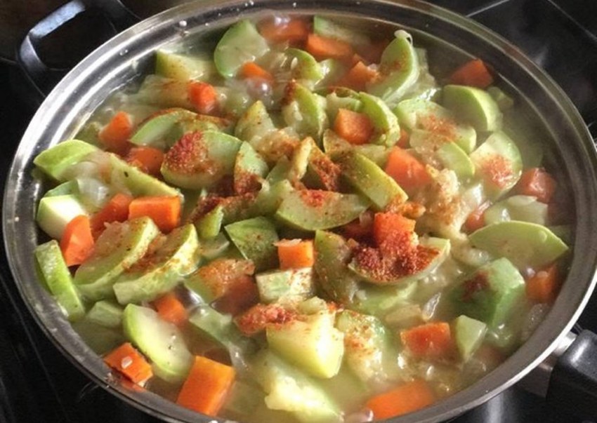 Слайсы из кабачков с сыром и болгарским перцем