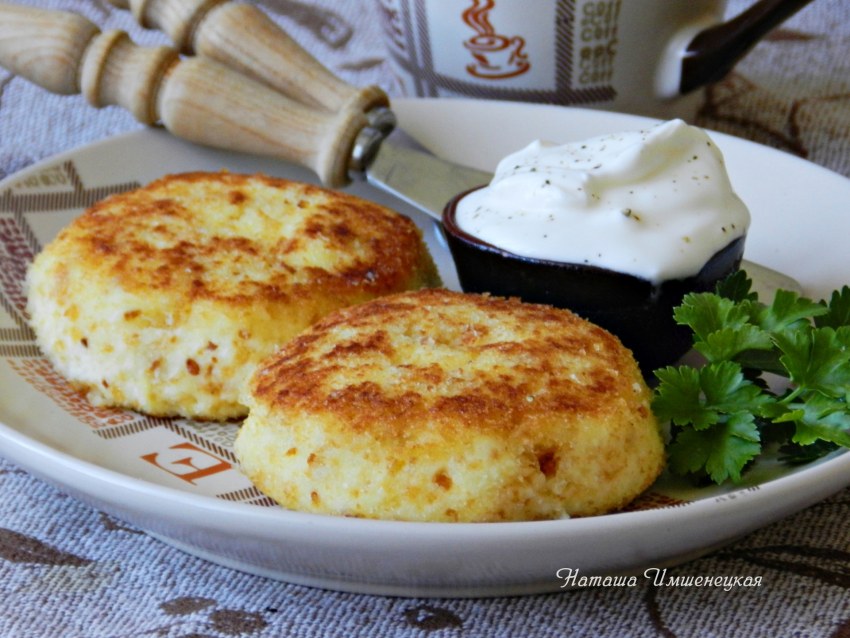 Картофельные котлеты из пюре с фаршем и грибами