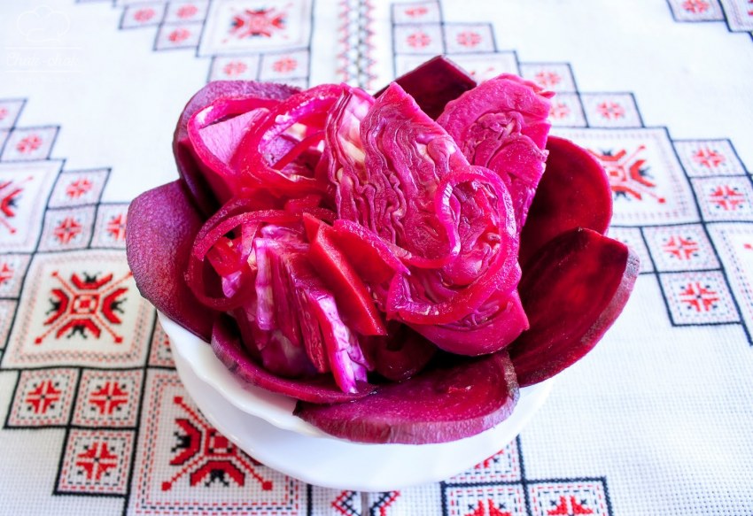 Капуста Маринов со свеклой