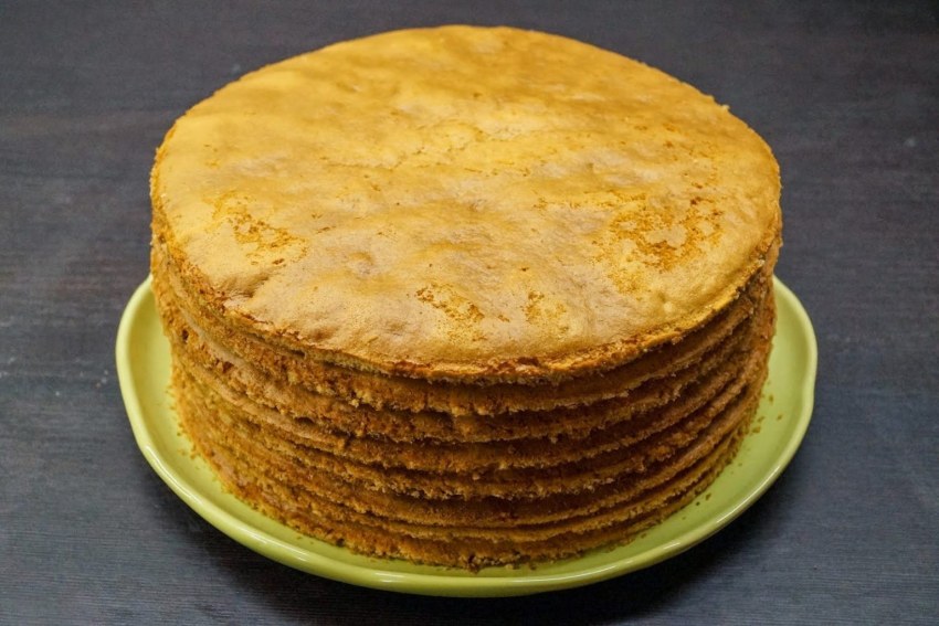 Торт лёгкий и вкусный бисквит