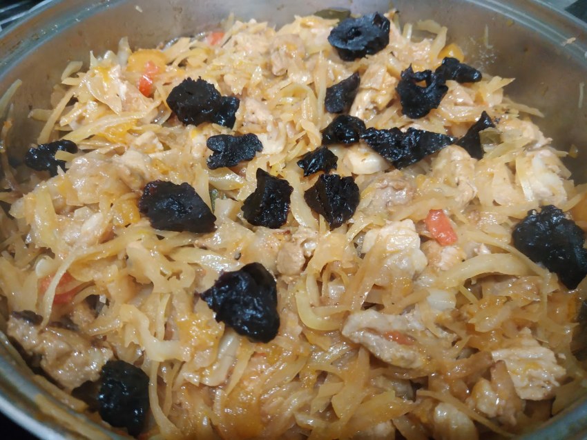 Пшенная каша с сухофруктами