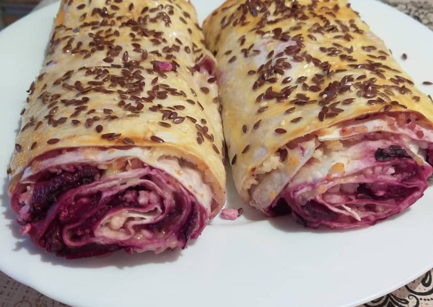 Рулет из лаваша с творогом