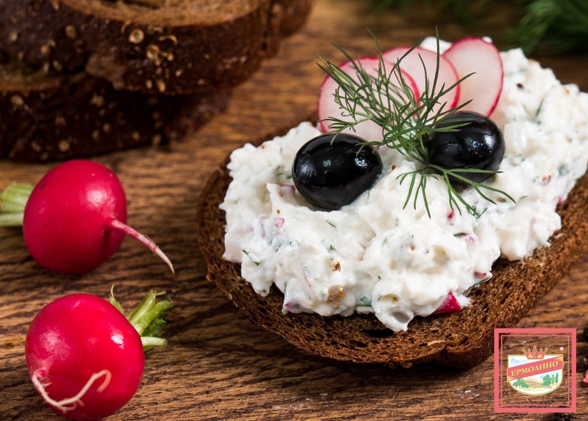 Сало с прослойкой и чесноком