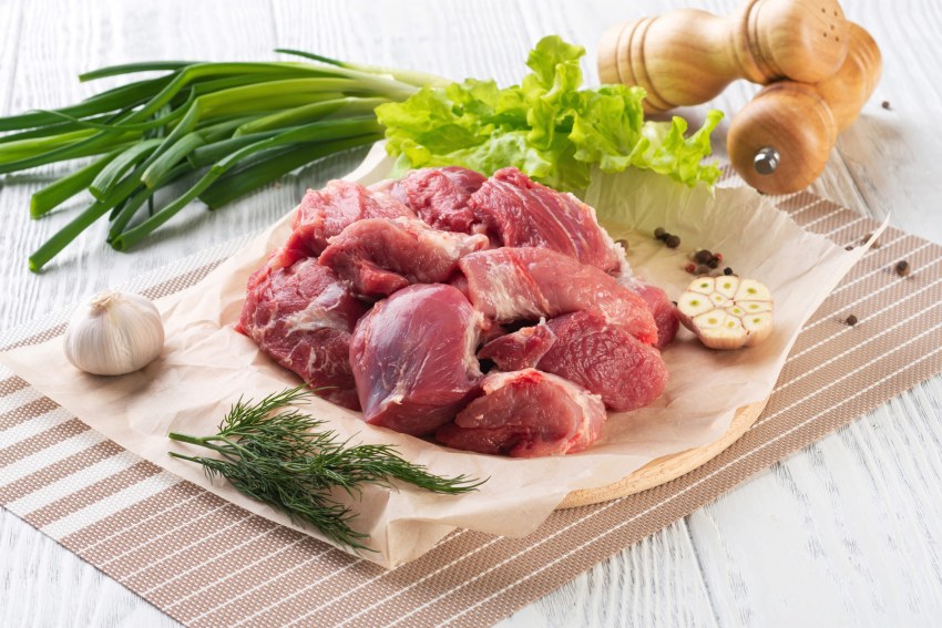 Котлетное мясо вольерного кабана