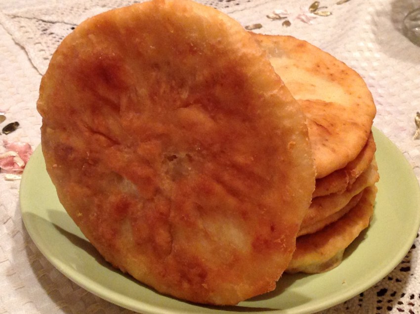 Огромный беляш