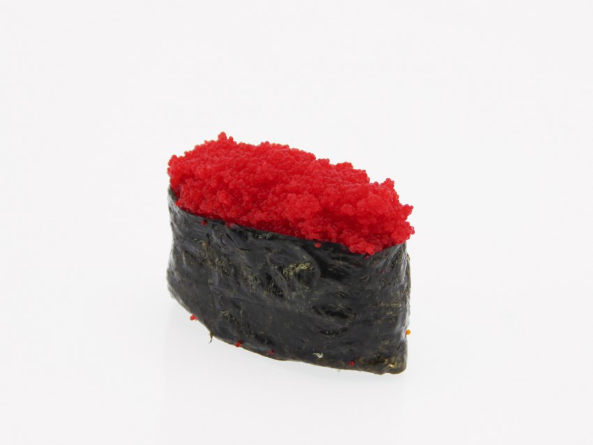 Гункан с икрой масаго