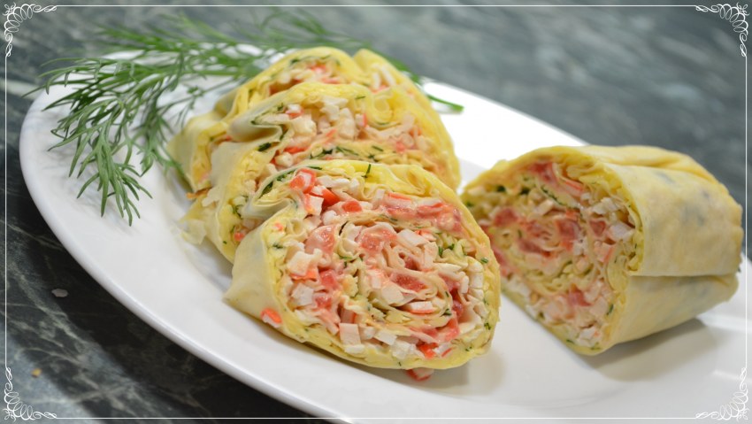 Лавашный рулет с крабовыми палочками