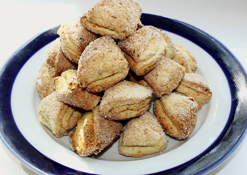 Печенье из творога треугольники с сахаром