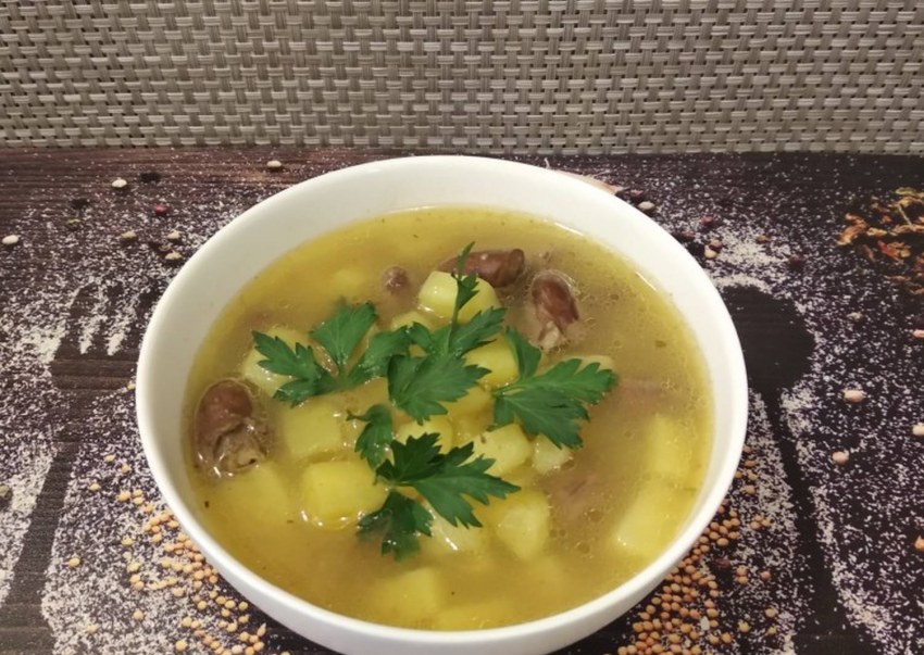 Жареная картошка с куриными сердечками