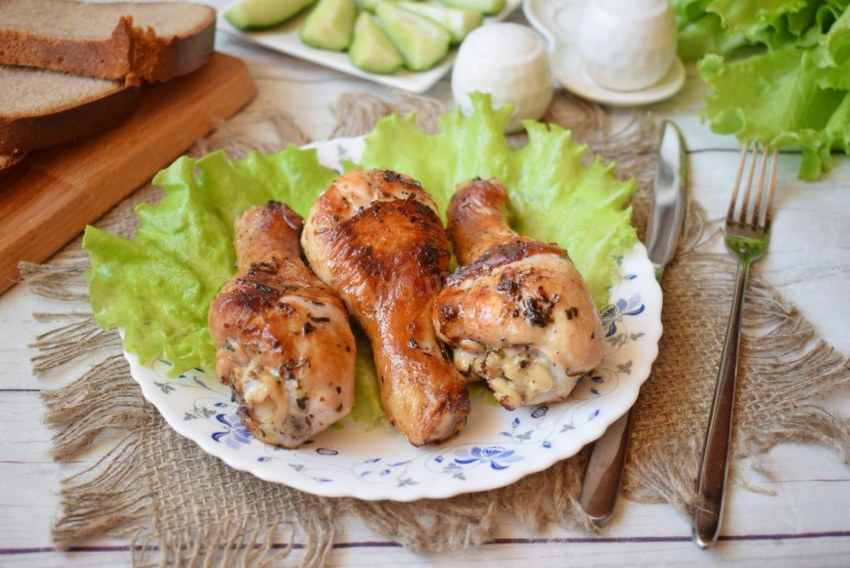 Жареная курица бедрышки