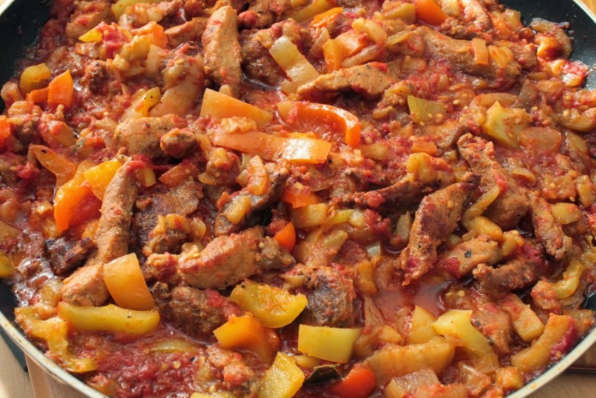 Поджарка из свинины с овощами