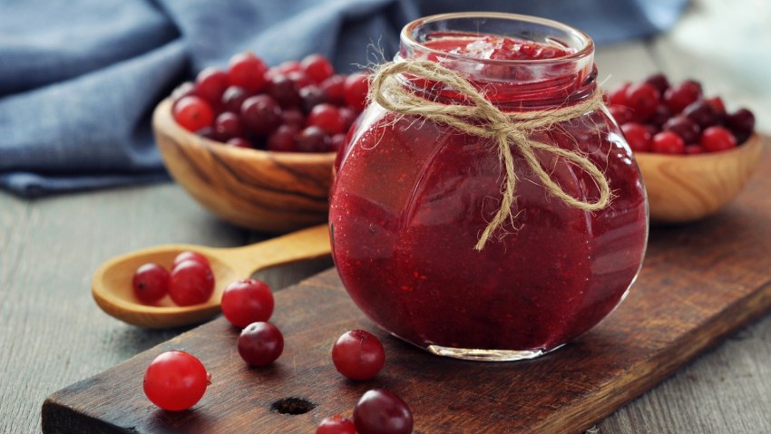 Варенье из сливы с грецкими орехами