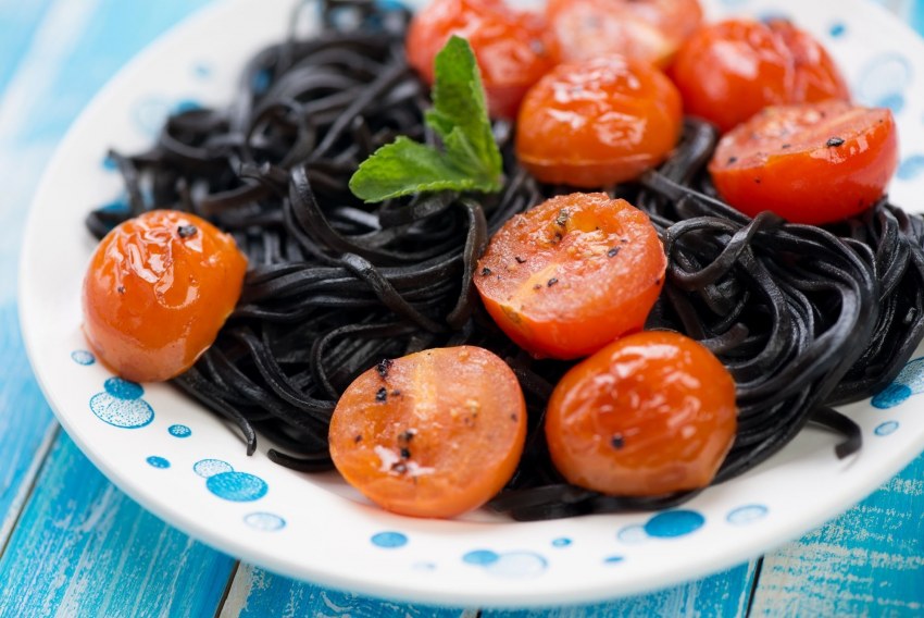Макароны с черной каракатицей