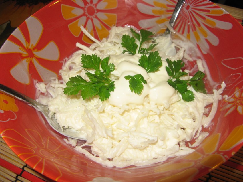 Салат из дайкона
