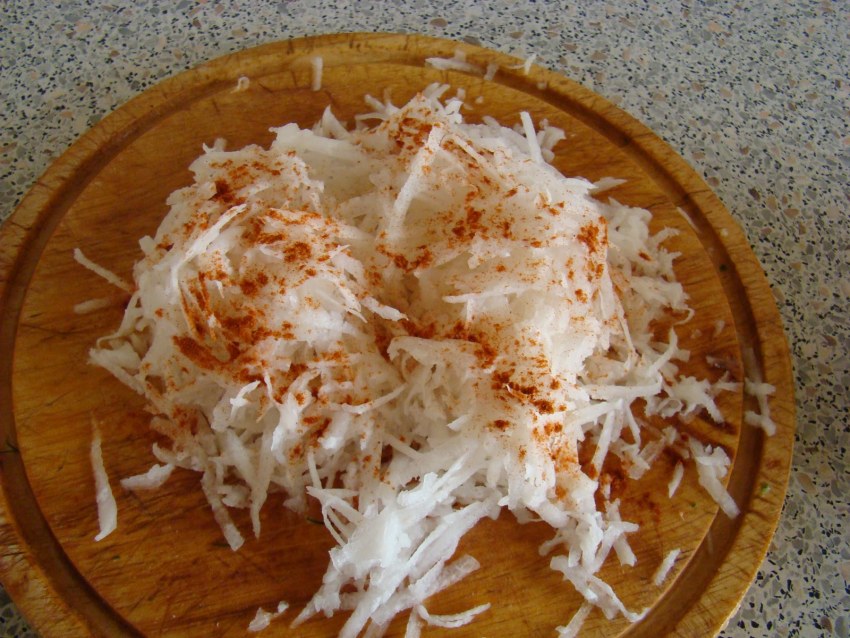 Салат руккола кукуруза