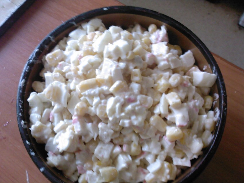 Салат из редьки с овощами