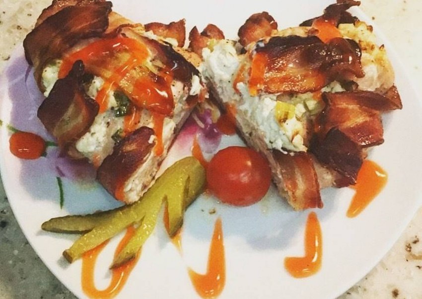 Грудка запечённая с ветчиной и сыром