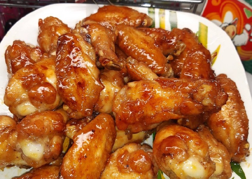 Куриные крылышки (в пряной глазури, BBQ, Чили-манго, )