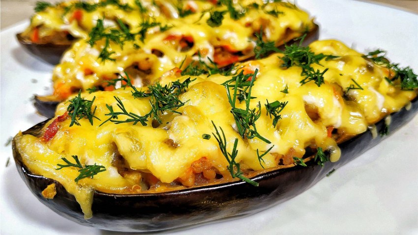 Баклажан фаршированный папуцаки