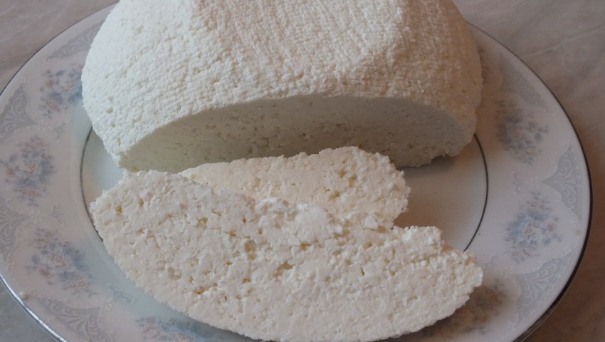 Творог сыр домашний