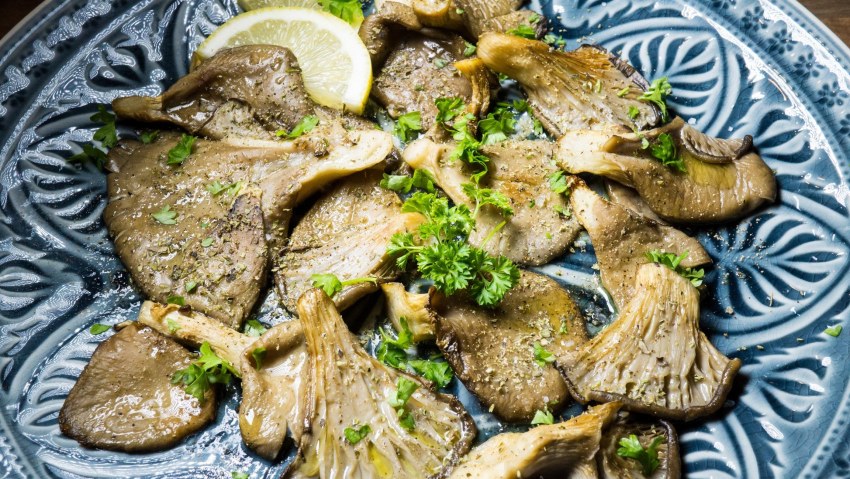 Грибной салат вешенки