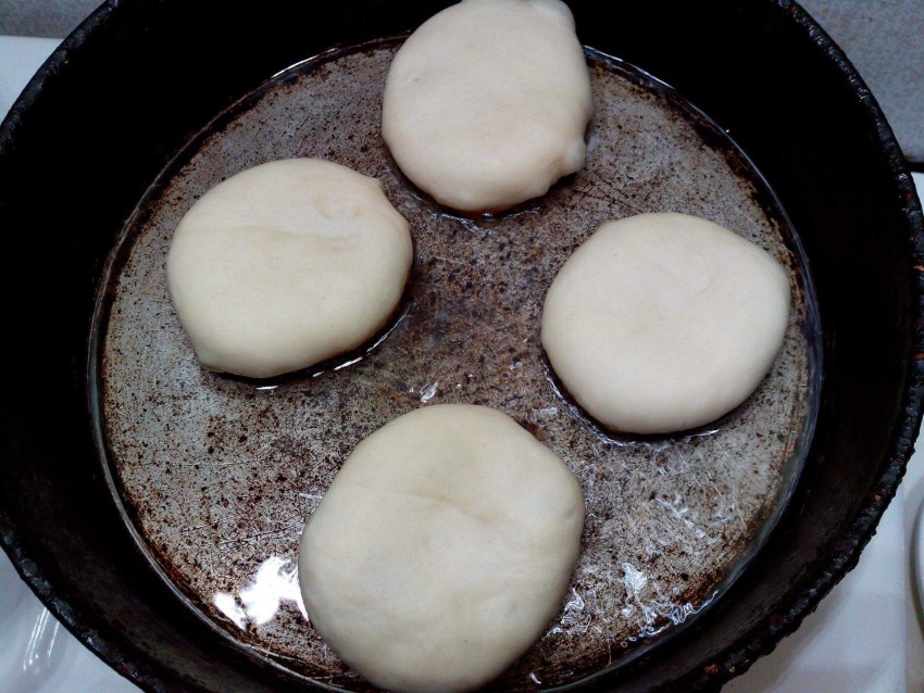 Пирожки беляши