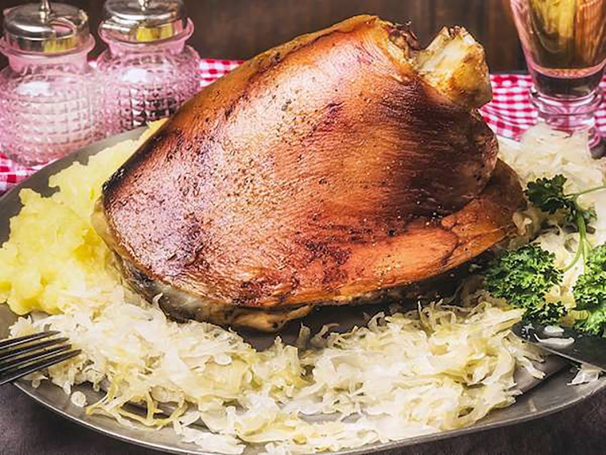 Баварская рулька Айсбайн