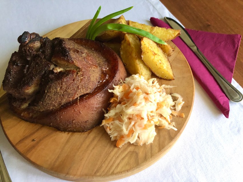 Рулька по-берлински айсбан