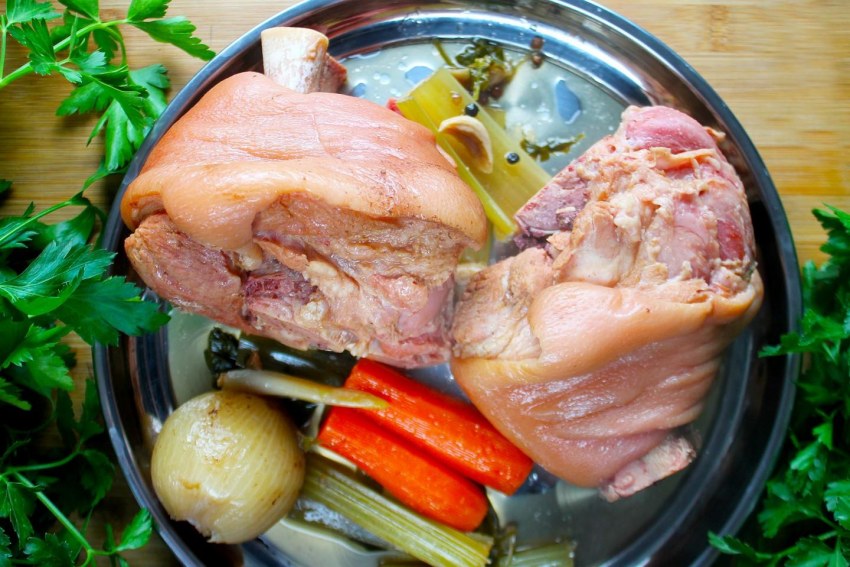 Рулька запеченная немецкая