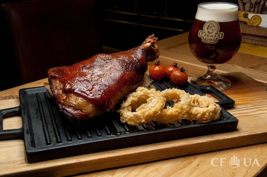 Рулька по немецки