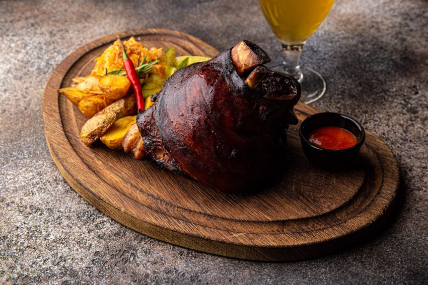 Свиная рулька Октоберфест