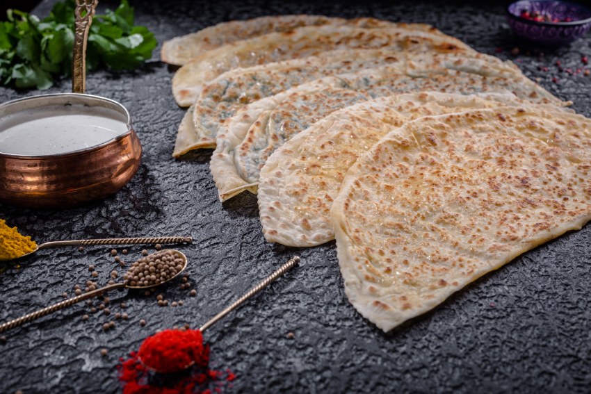 Кутабы с сыром сулугуни