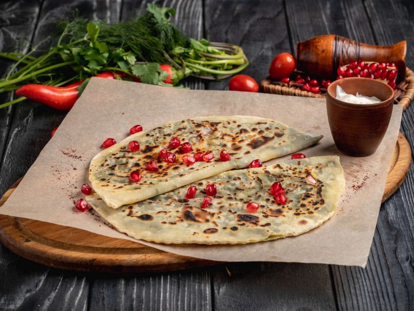 Кутабы с сыром и зеленью ВКУСВИЛЛ