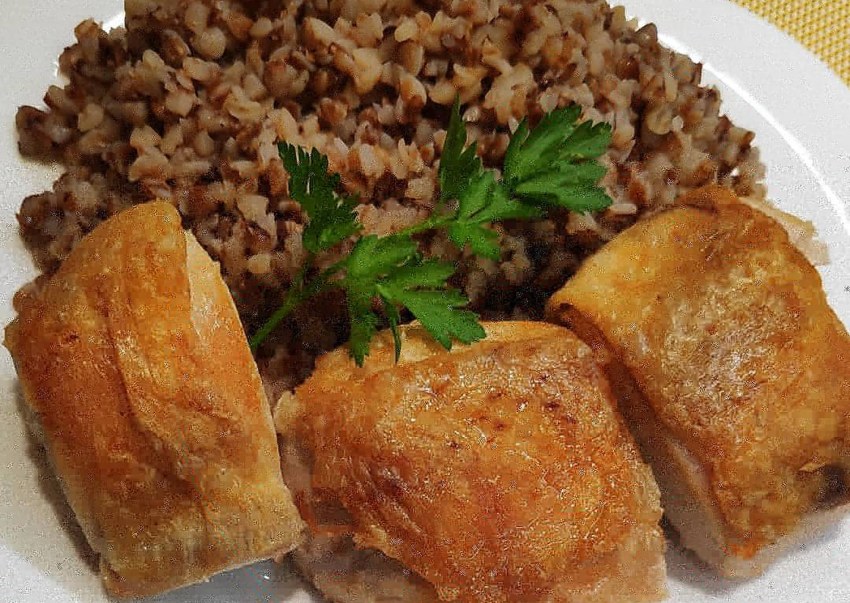 Вкусная гречка с курицей в духовке
