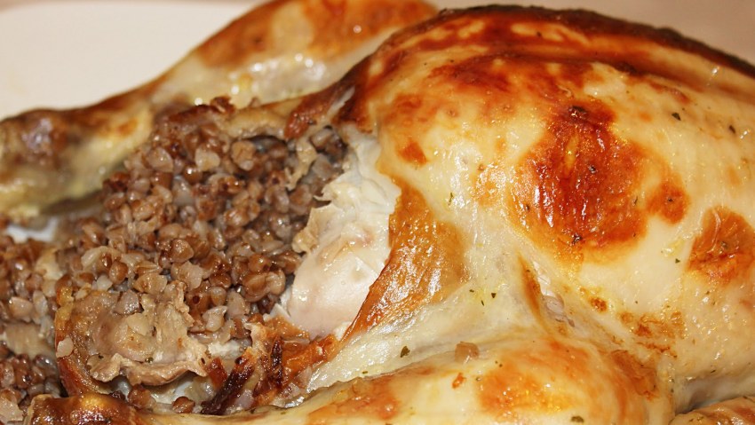 Гречка с овощами на сковороде