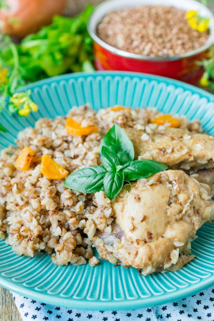 Куриные ножки с гречкой