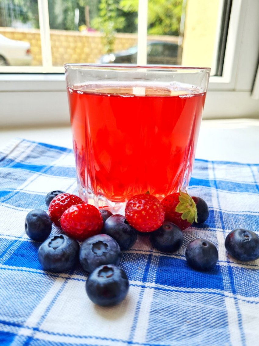 Компота из свежезамороженных ягод